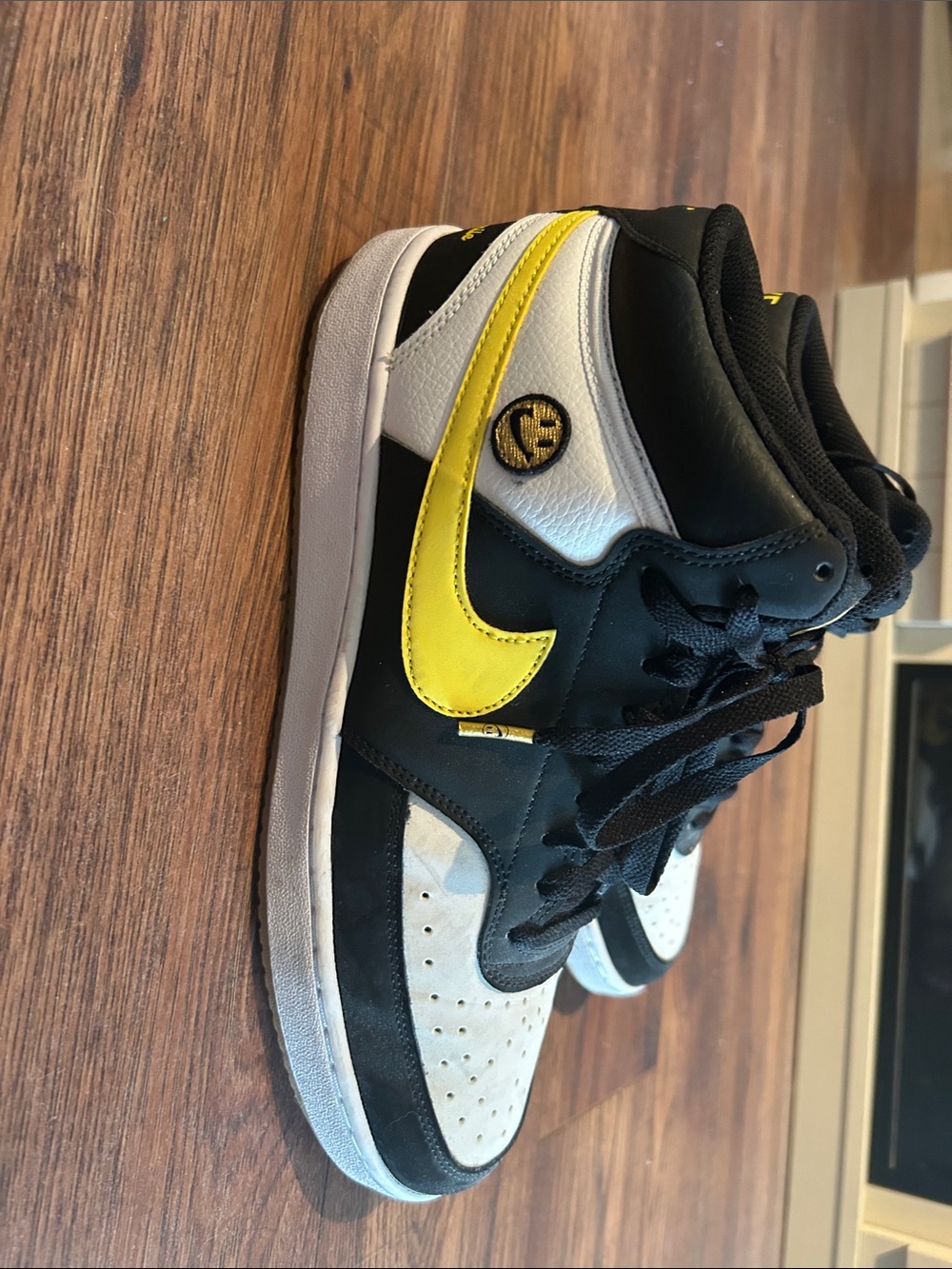 Nike Black, White & Yellow Mid/Low Sneakers with Yellow Swoosh